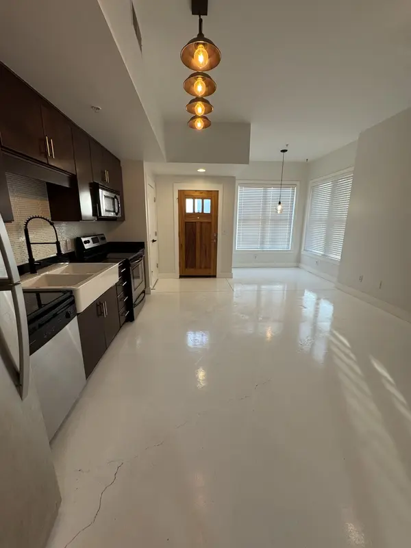 1204 6th Ave #N, Nashville, TN 37208