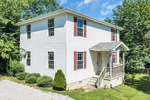 105 Lillian St, Mcminnville, TN 37110