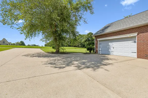 313 Bethlehem Rd, Lebanon, TN 37087