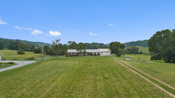 167 Old Weatherly Switch Rd #SE, Cleveland, TN 37323