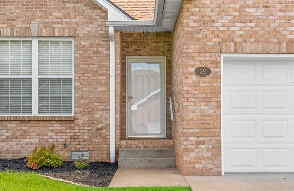 32 Townsend Way, Clarksville, TN 37043