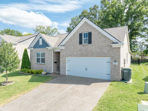 8063 Forest Hills Dr, Spring Hill, TN 37174