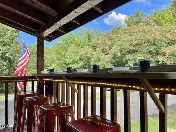 432 Hideaway Ridge Circle, Sevierville, TN 37862