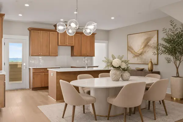 600 Summit Trl, Nashville, TN 37207