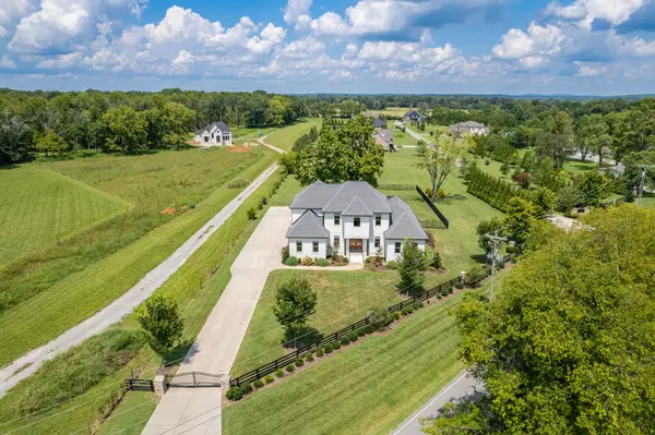 2070 Swamp Leanna Rd, Murfreesboro, TN 37129