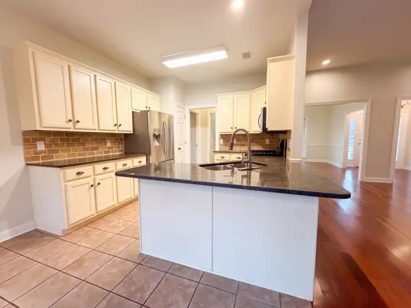 101 Wyncrest Commons Ct, Hendersonville, TN 37075