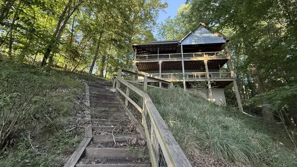 91 Longview Trl, Estill Springs, TN 37330