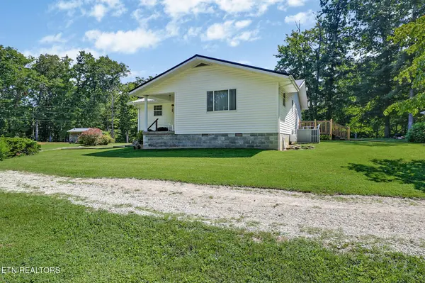 785 Dunford Lane, Allardt, TN 38504