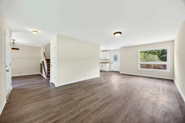 735 Cloud Dr, Clarksville, TN 37043