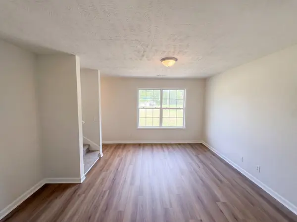 305 Shadow Dr, Shelbyville, TN 37160