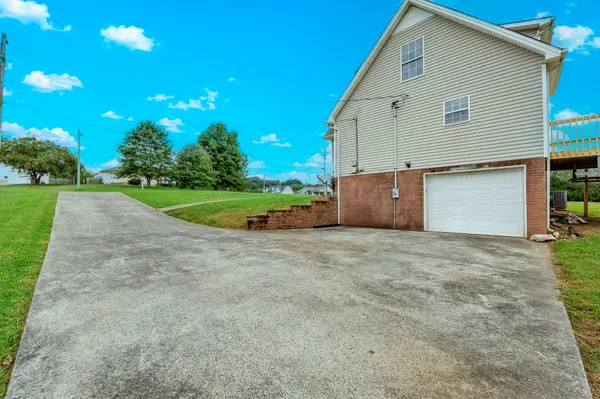129 Apple Valley Ct #NE, Charleston, TN 37310