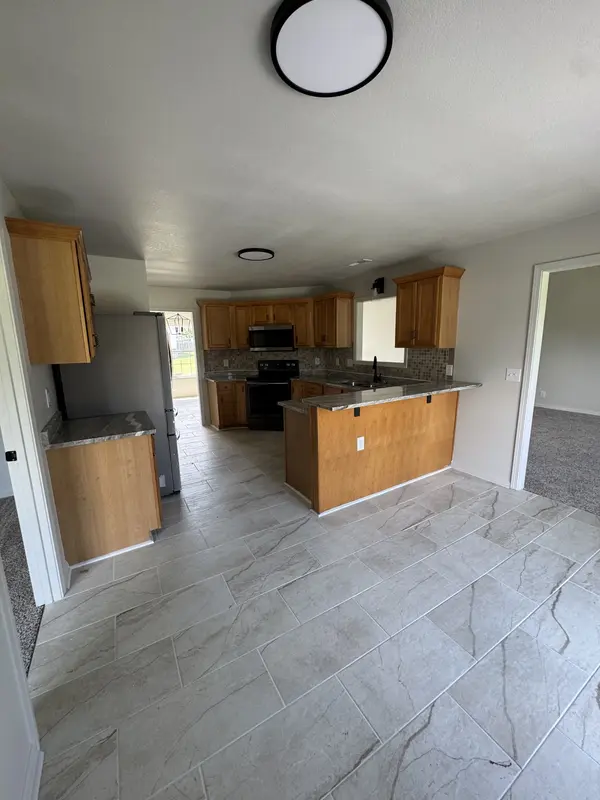 321 Greenspoint Ct, Clarksville, TN 37042
