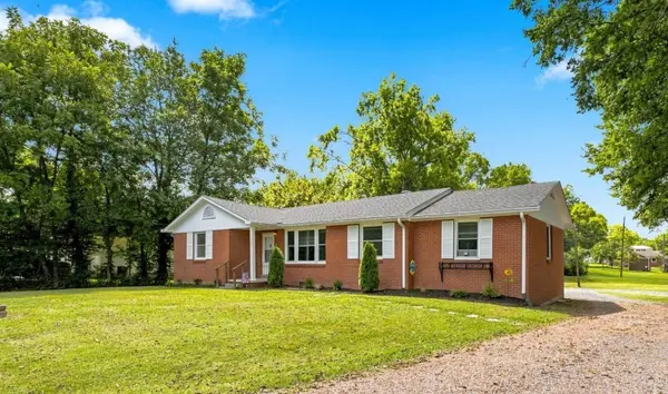 113 Sunset Dr, Gallatin, TN 37066