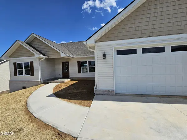 2711 Vista Meadows Lane, Sevierville, TN 37876