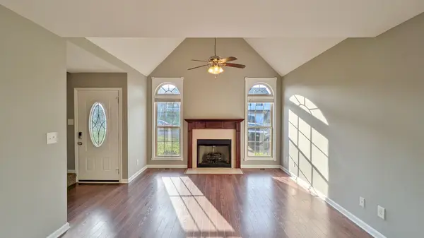 2656 Arthurs Ct, Clarksville, TN 37040
