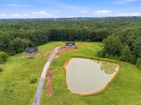 2700 Pinewood Road, Lyles, TN 37098