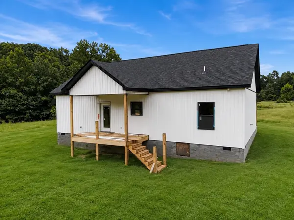 2700 Pinewood Road, Lyles, TN 37098