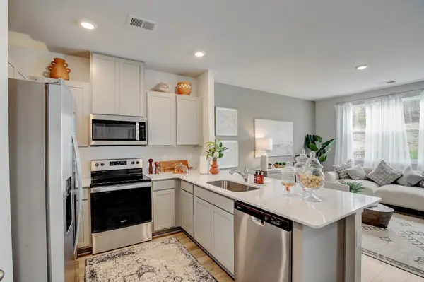2239 Harlequin Point, Lebanon, TN 37090