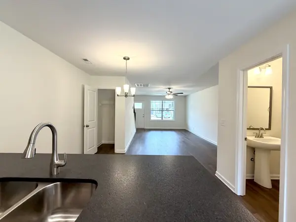 910 Peaceful Pl, Clarksville, TN 37040