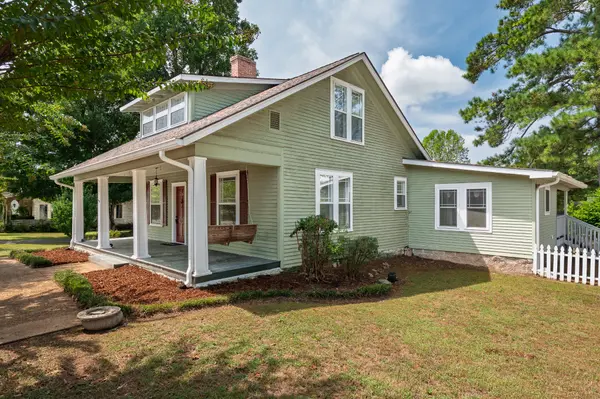 410 1st Ave, Fayetteville, TN 37334