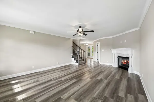 429 Crestwicke Ct, Clarksville, TN 37043