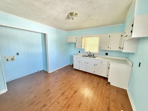 228 Hillside Ter #A&B, Hopkinsville, KY 42240