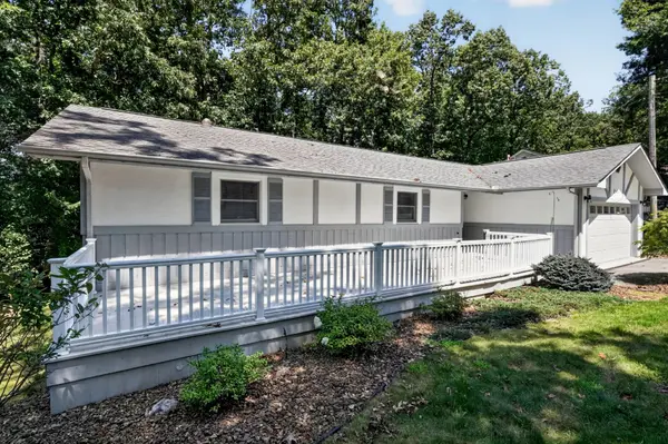 245 Lakeview Dr, Crossville, TN 38558
