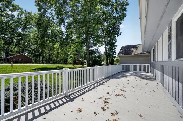 245 Lakeview Dr, Crossville, TN 38558