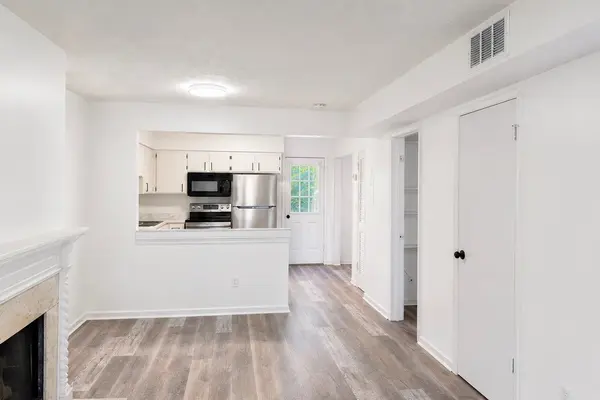 733 Lake Terrace Dr, Nashville, TN 37217