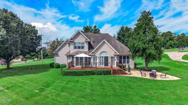 232 Battlefield Drive, Dandridge, TN 37725