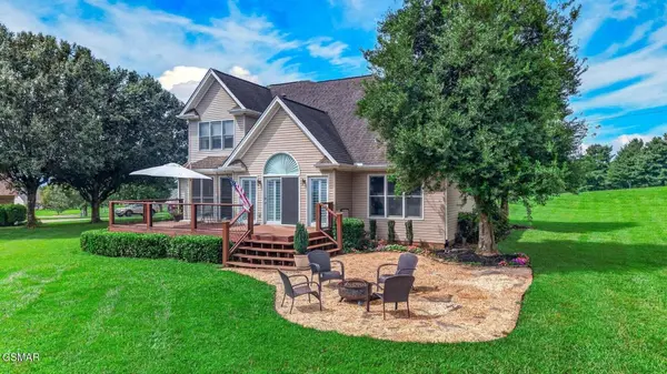 232 Battlefield Drive, Dandridge, TN 37725