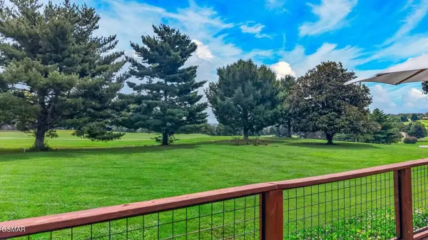 232 Battlefield Drive, Dandridge, TN 37725