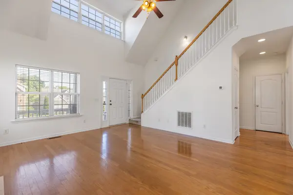1409 Goodnight Ct, Nashville, TN 37207