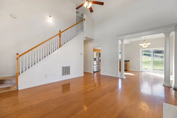 1409 Goodnight Ct, Nashville, TN 37207
