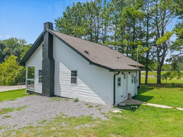 975 Witcher Hollow Rd, Red Boiling Springs, TN 37150