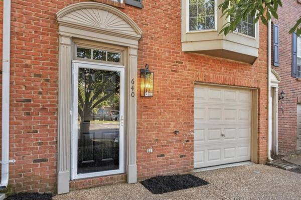 640 Huffine Manor Cir, Franklin, TN 37067