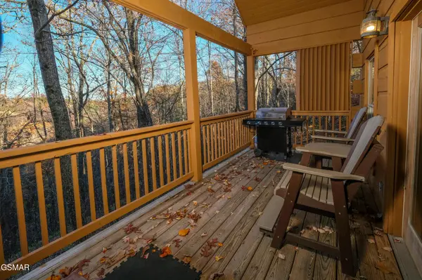 3198 Emerald Springs Loop, Sevierville, TN 37862