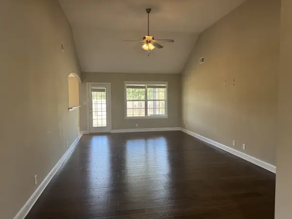 116 Ambridge St, Oak Grove, KY 42262