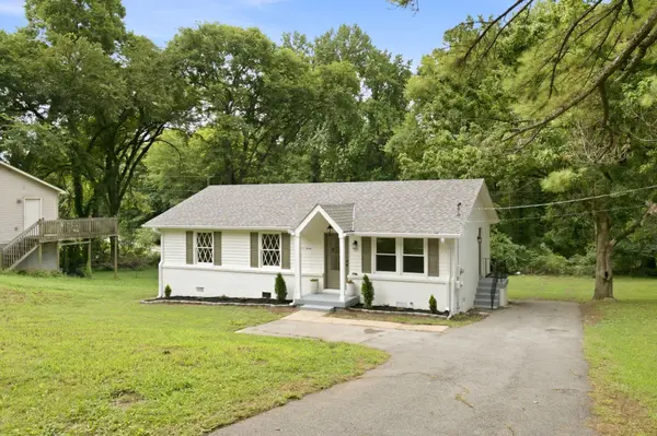 107 Rainbow Cir, Columbia, TN 38401