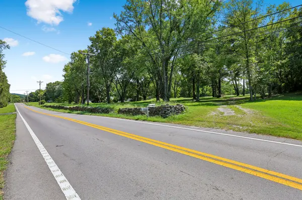 8170 Trousdale Ferry Pike, Lebanon, TN 37090