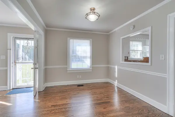 1402 N Tennessee Blvd, Murfreesboro, TN 37130