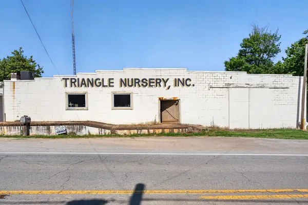 8526 Beersheba Hwy, Mcminnville, TN 37110