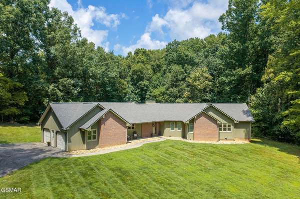 2082 Ridgewood Drive, Jefferson City, TN 37760
