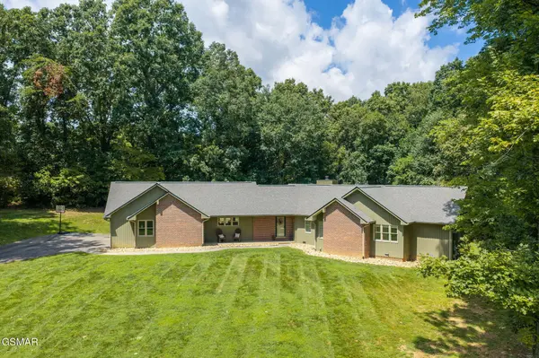 2082 Ridgewood Drive, Jefferson City, TN 37760
