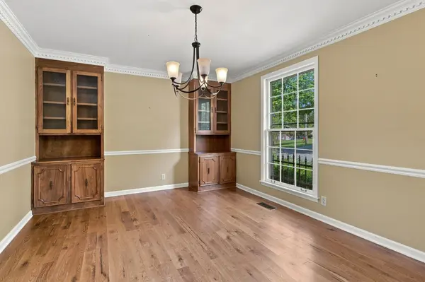 1713 Pinetree Ln, Brentwood, TN 37027
