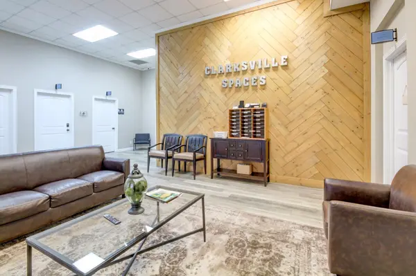 1017 S Riverside Dr #255, Clarksville, TN 37040