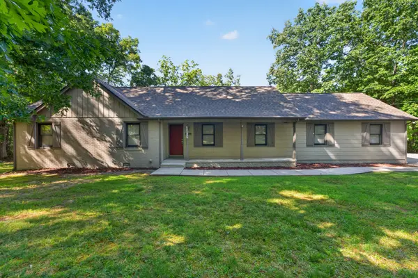 107 Chickory Ln, Monteagle, TN 37356