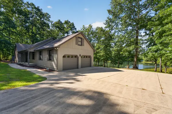 107 Chickory Ln, Monteagle, TN 37356