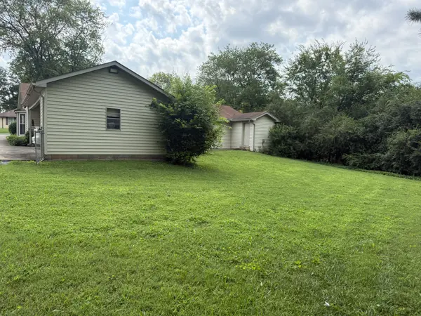 317 Pioneer Dr, Smyrna, TN 37167