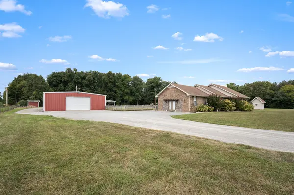 223 Rich Rd, Unionville, TN 37180